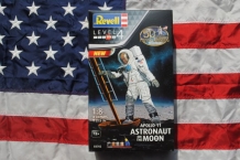 images/productimages/small/apollo-11-astronaut-on-the-moon-revell-03702-doos.jpg