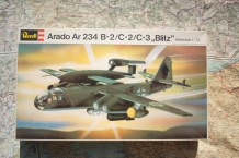 images/productimages/small/arado-ar-234-blitz-b-2c-2c-3-revell-h-162-doos.jpg