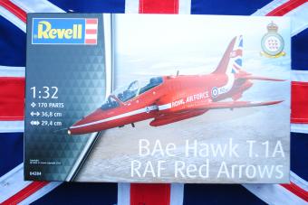 images/productimages/small/bae-hawk-t.1a-royal-air-force-red-arrows-revell-04284-doos.jpg