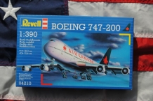 images/productimages/small/boeing-747-200-1-390-revell-04210-doos.jpg