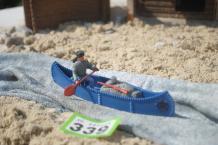 images/productimages/small/canoe-with-trapper-load-dark-blue-rare-timpo-toys-g.339-a.jpg