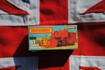 images/productimages/small/combine-harvester-matchbox-51-doos.jpg