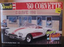 images/productimages/small/corvette-60-revell-7164-doos.jpg