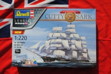 images/productimages/small/cutty-shark-150th-anniversary-revell-05430-doos.jpg