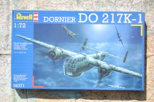 images/productimages/small/dornier-do-217k-1-revell-04371-doos.jpg