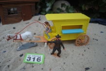 images/productimages/small/dr.-trippcoach-with-dr.-trippumbau-and-coachman-2nd-version-timpo-toys-g.316-a.jpg