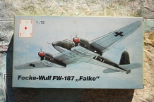 images/productimages/small/focke-wulf-fw-187-falke-karo-as-modellbau-am-01.72-doos.jpg