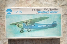 images/productimages/small/fokker-f-viib-3m-southern-cross-svit-175-doos.jpg