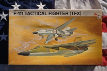 images/productimages/small/general-dynamics-f-111-tactical-fighter-tfx-revell-h-208-doos.jpg