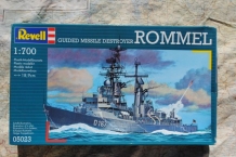images/productimages/small/german-guided-missile-destroyer-rommel-revell-05023-doos.jpg