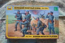 images/productimages/small/german-infantry-platoon-1942-1944-zvezda-8078-doos.jpg