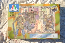 images/productimages/small/german-paratroopers-wwii-gruene-teufel-italeri-6045-doos.jpg