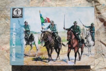 images/productimages/small/italian-cavalry-wwii-waterloo-1815-ap001-doos.jpg