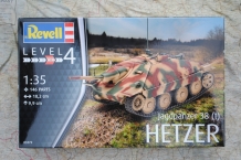 images/productimages/small/jagdpanzer-38-t-hetzer-revell-03272-doos.jpg