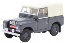 images/productimages/small/land-rover-series-ii-swb-canvas-raf-police-oxford-76lr2s007-origineel-a.jpg