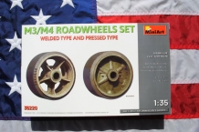 images/productimages/small/m3-m4-roadwheels-set-welde-type-and-pressed-type-mini-art-35220-voor.jpg