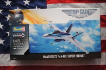 images/productimages/small/maverick-s-f.a-18e-super-hornet-top-gun-revell-03864-doos.jpg