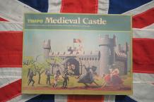 images/productimages/small/medieval-castle-with-crusaders-black-knights-and-oak-trees-timpo-toys-1802-doos.jpg