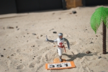 images/productimages/small/medieval-cruisader-standing-1st-version-timpo-toys-o.351-a.jpg