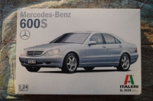 images/productimages/small/mercedes-benz-600s-italeri-3638-doos.jpg