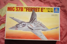 images/productimages/small/mig-37b-ferret-e-italeri-162-voor.jpg