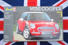 images/productimages/small/mini-cooper-revell-07383-doos.jpg