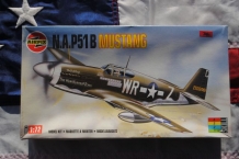 images/productimages/small/north-american-p-51b-mustang-airfix-02083-doos.jpg