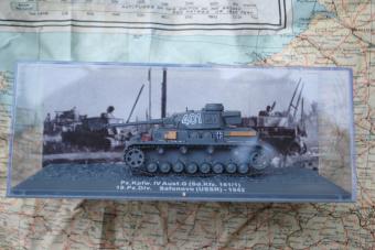 images/productimages/small/pz.-kpfw.-iv-ausf.-g-tank-19th-panzer-division-safonovo-ussr-1942-atlas-bn07-doos.jpg