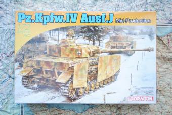 images/productimages/small/pz.kpfw.-iv-ausf.-j-mid-production-dragon-7498-doos.jpg