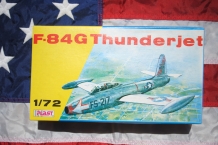 images/productimages/small/republic-f-84g-thunderjet-inplast-doos.jpg