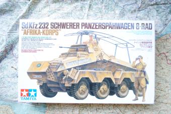 images/productimages/small/sd.kfz.232-schwerer-panzerspaehwagen-8-rad-afrika-korps-tamiya-35297-voor.jpg