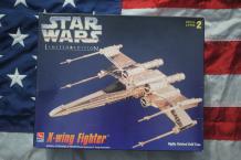 images/productimages/small/star-wars-limited-edition-x-wing-fighter-amt-ertl-8769-doos.jpg