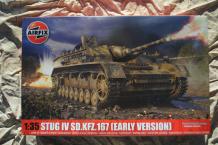 images/productimages/small/stug-iv-sd.kfz.167-early-version-airfix-a1377-doos.jpg