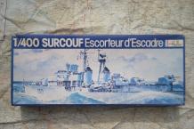 images/productimages/small/surcouf-escorteur-d-escadre-heller-1092-doos.jpg