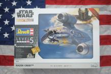 images/productimages/small/the-mandalorian-razor-crest-platinum-edition-revell-06788-doos.jpg