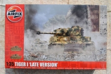 images/productimages/small/tiger-i-late-version-airfix-1364-doos.jpg