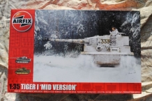 images/productimages/small/tiger-i-mid-version-airfix-a1359-doos.jpg