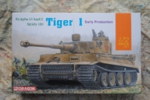 images/productimages/small/tiger-i-pz.kpfw.vi-ausf.e-sd.kfz.181-early-production-dragon-7482-doos.jpg