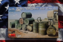 images/productimages/small/u.s.-fuel-drums-55-gals.-mini-art-35592-doos.jpg