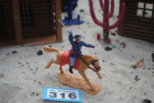 images/productimages/small/union-army-soldier-riding-american-civil-war-us-7th-cavalry-2nd-version-timpo-toys-b.316-a.jpg