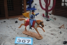 images/productimages/small/union-army-soldier-riding-american-civil-war-us-7th-cavalry-2nd-version-with-extremely-rare-7th-cavalry-flag-timpo-toys-b.307-a.jpg