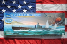 images/productimages/small/uss-gato-ss-212-1942-with-os2u-3-kingfish-riich-models-rs20001-doos.jpg