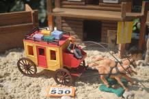 images/productimages/small/wells-fargo-stagecoach-with-coachman-4th-version-timpo-toys-o.530-a.jpg