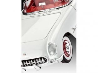 Revell 07067 '53 Corvette Roadster