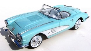 Revell 07037 '58 Corvette ROADSTER