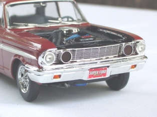 Revell 85-4408 '64 FORD FAIRLANE THUNDERBOLT