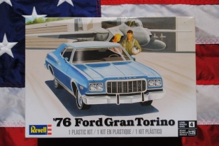 Revell 85-4412 '76 Ford Gran Torino