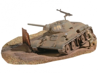 Revell 03212  T-34/76 Modell 1940 Soviet tank   1:76