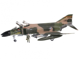 Revell 04583  F-4 C/D Phantom II