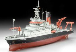 Revell 05208  Research Vessel METEOR